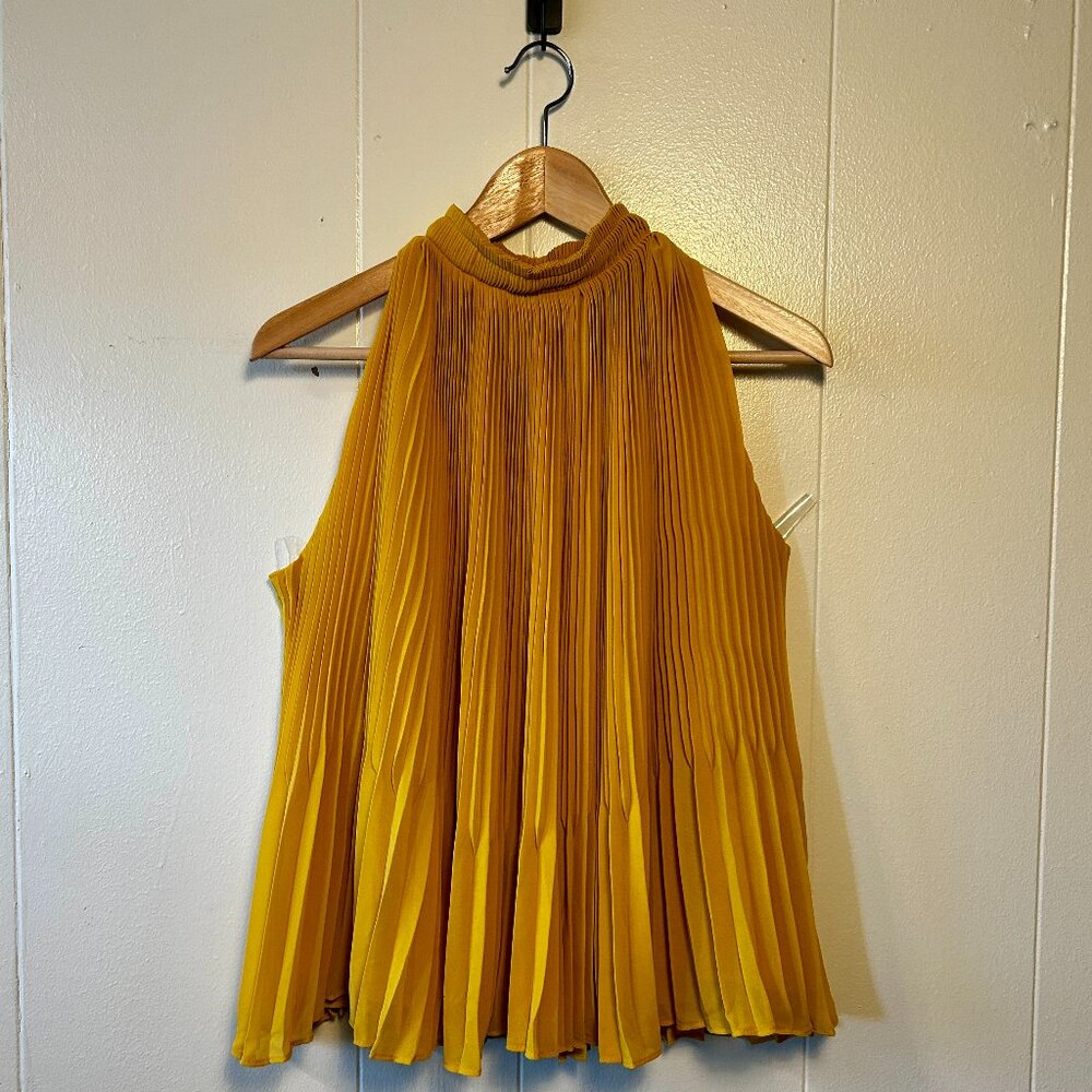 BANANA REPUBLIC BARE SHOULDER, PLEATED, CHIFFON BLOUSE, XS (CLOSET)
